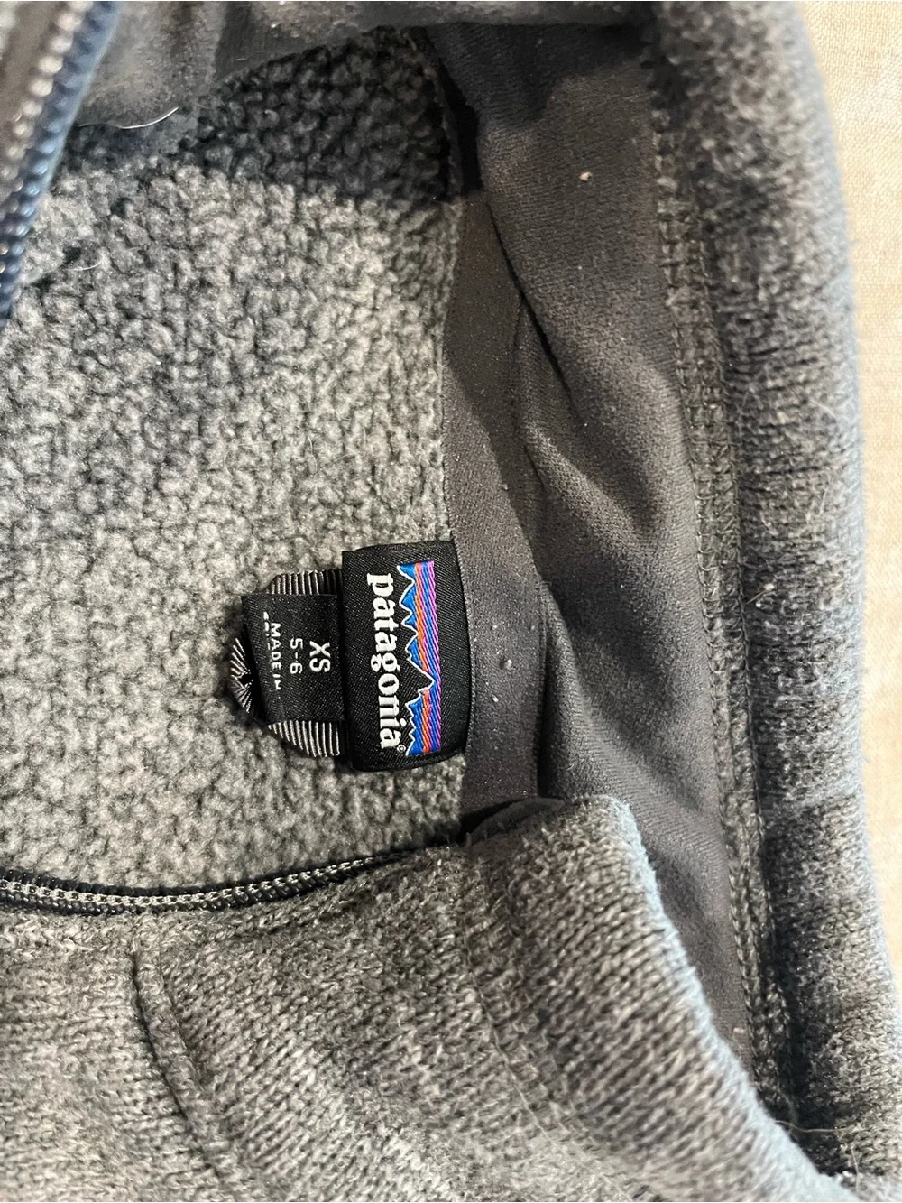 Patagonia Kids Gray Heather Quarter-Zip Fleece Pullover
